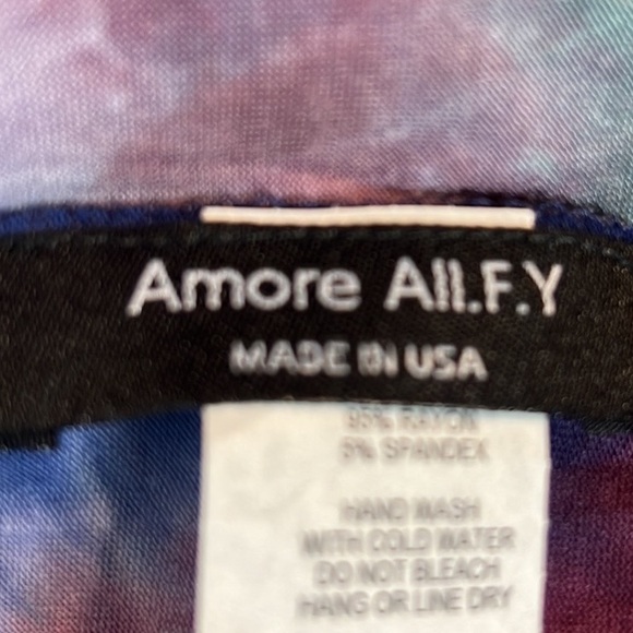 Amore All F. Y. brand Blue Tie Dye Tan Top. - Picture 7 of 9